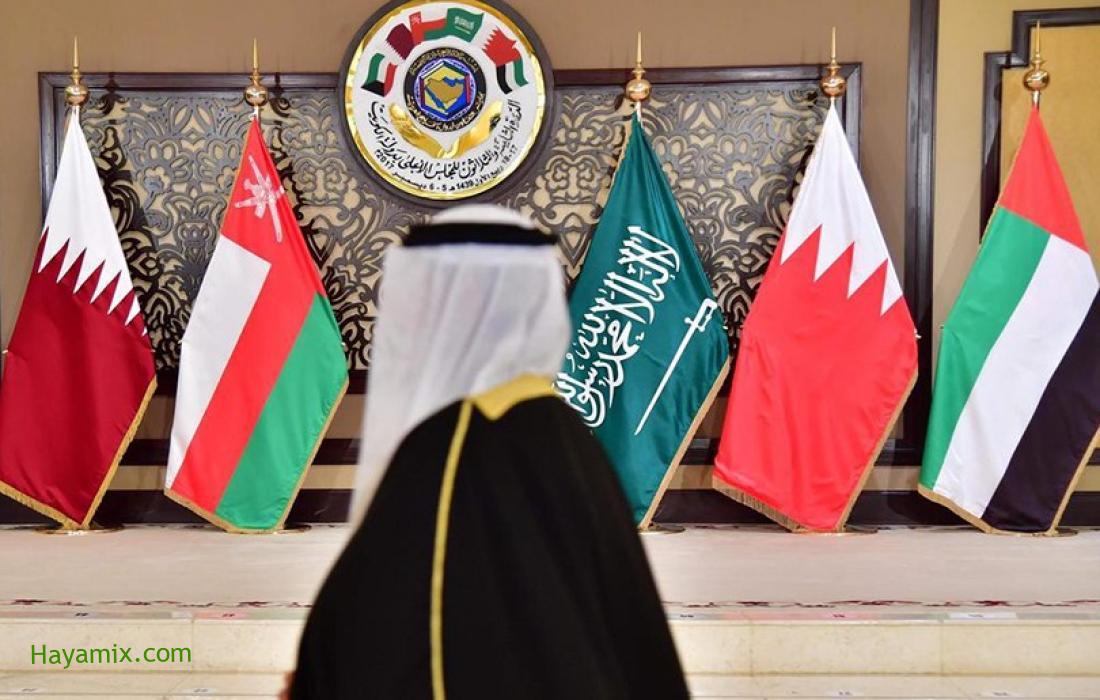 قادة ورؤساء الوفود الخليجية يصلون إلى مقر القمة