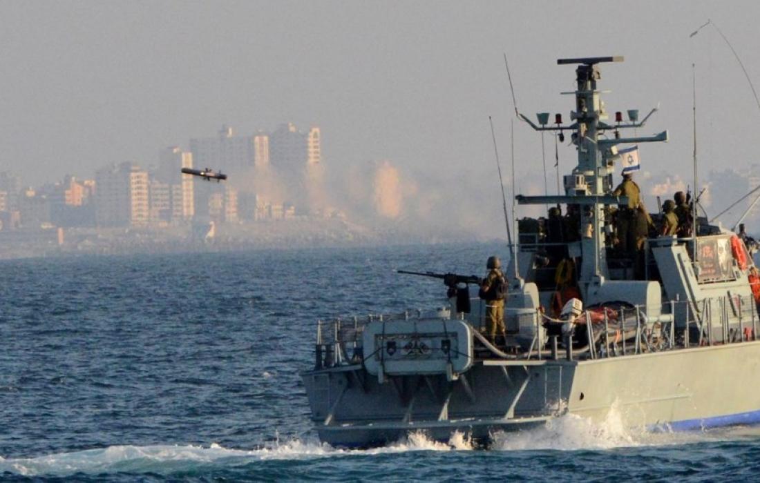 سفن حربية في المياه الإقليمية اللبنانية والجيش يوضح