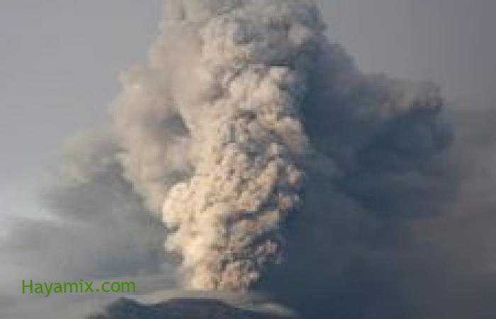 ثوران بركان ميرابي في جزيرة جاوة الإندونيسية