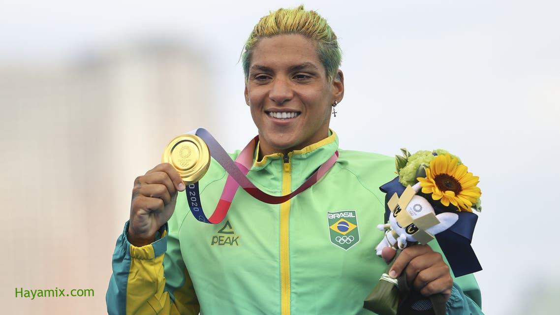البرازيلية آنا مارسيلا تحصد ميدالية ذهبية ماراثون السباحة