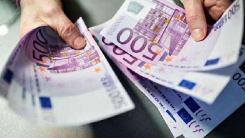 سعر اليورو اليوم الجمعة 28 يناير 2022 في مصر