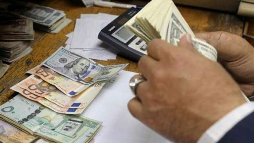 سعر الدولار في مصر اليوم الأحد 3-10-2021 بالبنوك