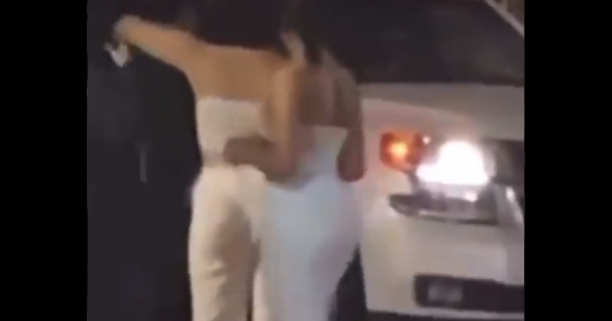 شاهد: الشرطة السعودية تتمكن من تحديد هوية فتاتين خرجتا بلباس فاضح