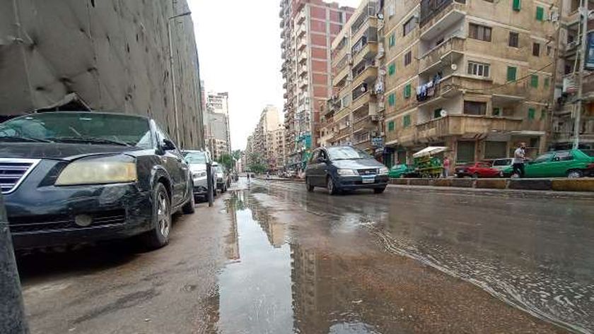 الأرصاد الجوية تصدر تحذيرا جويا بشأن الأمطار على البلاد: رعدية أحيانا