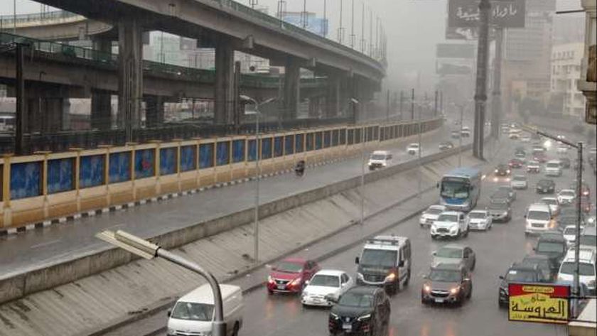موعد سقوط الأمطار على القاهرة الكبرى وانخفاض درجات الحرارة