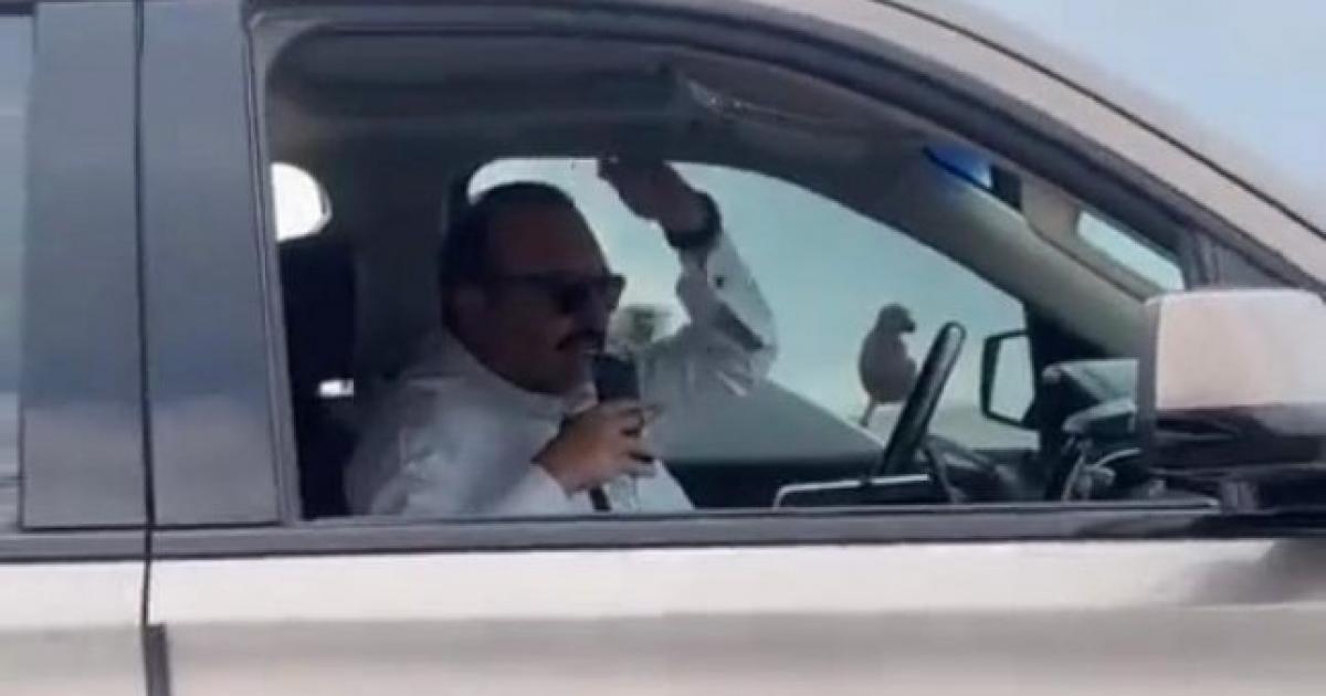 بالفيديو: وجه له دعوة .. حوار الأمير تركي بن طلال مع مواطن سعودي