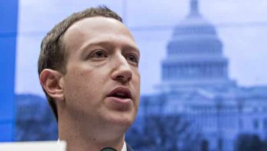 زوكربيرج يرفض الادعاءات بشأن فيسبوك