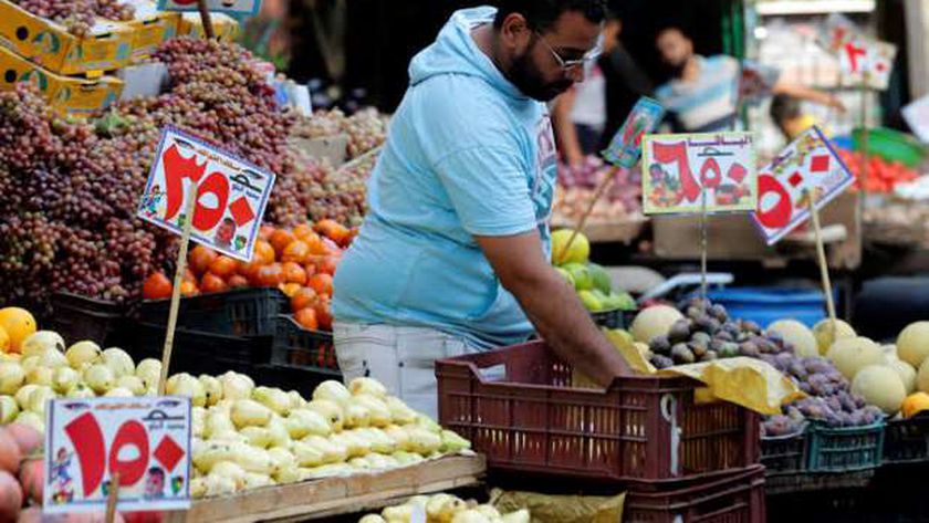 تجار: الخضروات والفاكهة لن تتأثر بالطقس السيئ.. وهذه أسعارها بالسوق