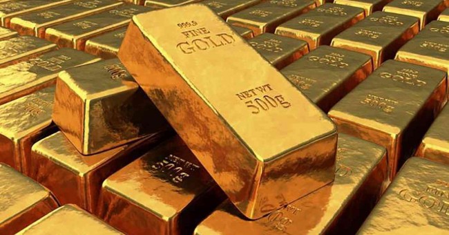 أسعار الذهب تهبط قرب أدنى مستوى لها في أسبوعين