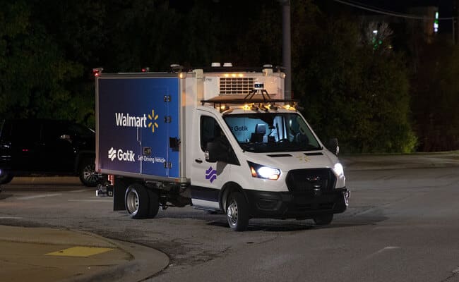 وول مارت تستخدم شاحنات دون سائق للتوصيل