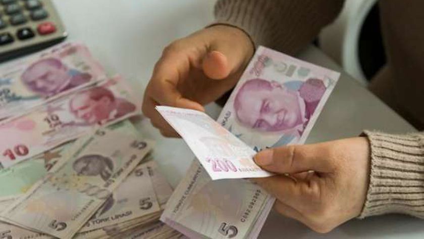سعر صرف الليرة التركية مقابل الليرة السورية وعدد من العملات الأخرى