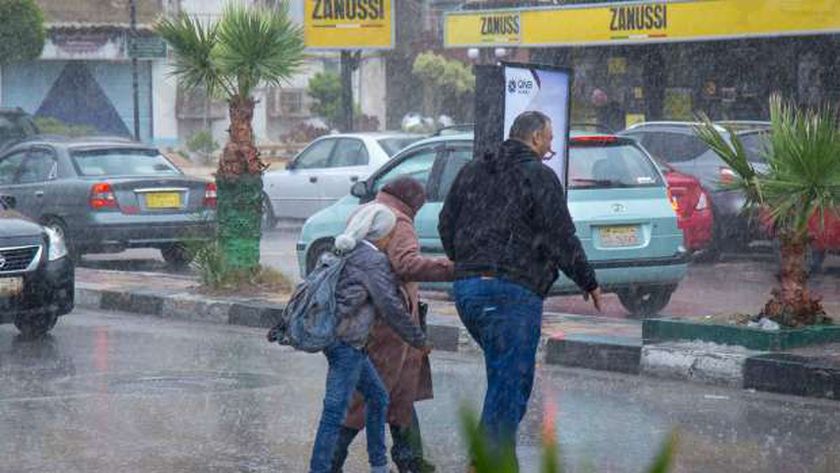 «الأرصاد» تحذر من طقس الساعات المقبلة: أمطار رعدية تصل القاهرة