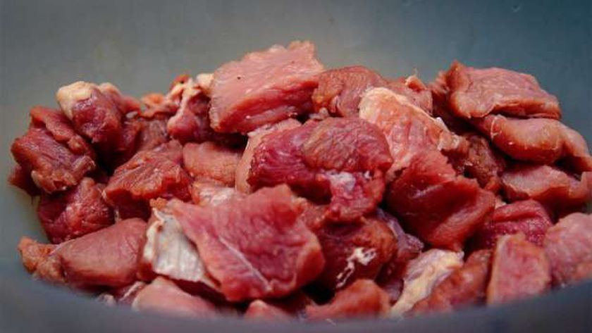 أسعار اللحوم اليوم في الأسواق.. الكيلو يصل لـ140 جنيه ببعض المناطق