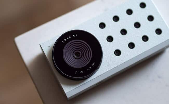مراجعة كاميرا Opal C1 أقوى الكاميرات الرقمية للمحادثات