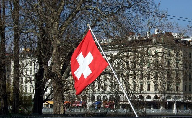 الجيش السويسري يحظر واتساب لصالح خدمة محلية