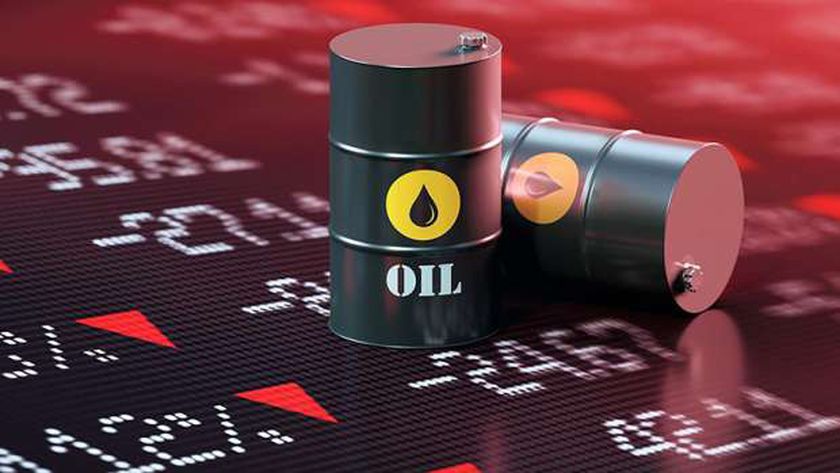 سعر برميل النفط الخام يتجاوز حاجز 112.54دولار اليوم الجمعة
