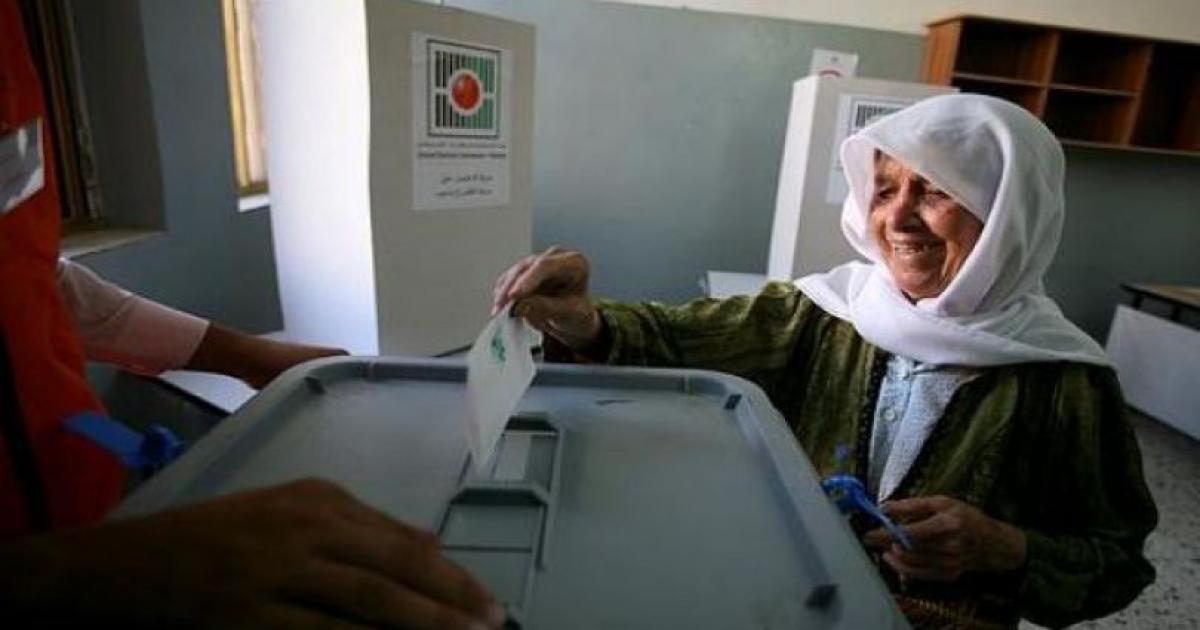 عاجل:: لجنة الانتخابات: النساء يمثلن 49% من عدد المؤهلين للاقتراع في المرحلة الثانية من الانتخابات المحلية