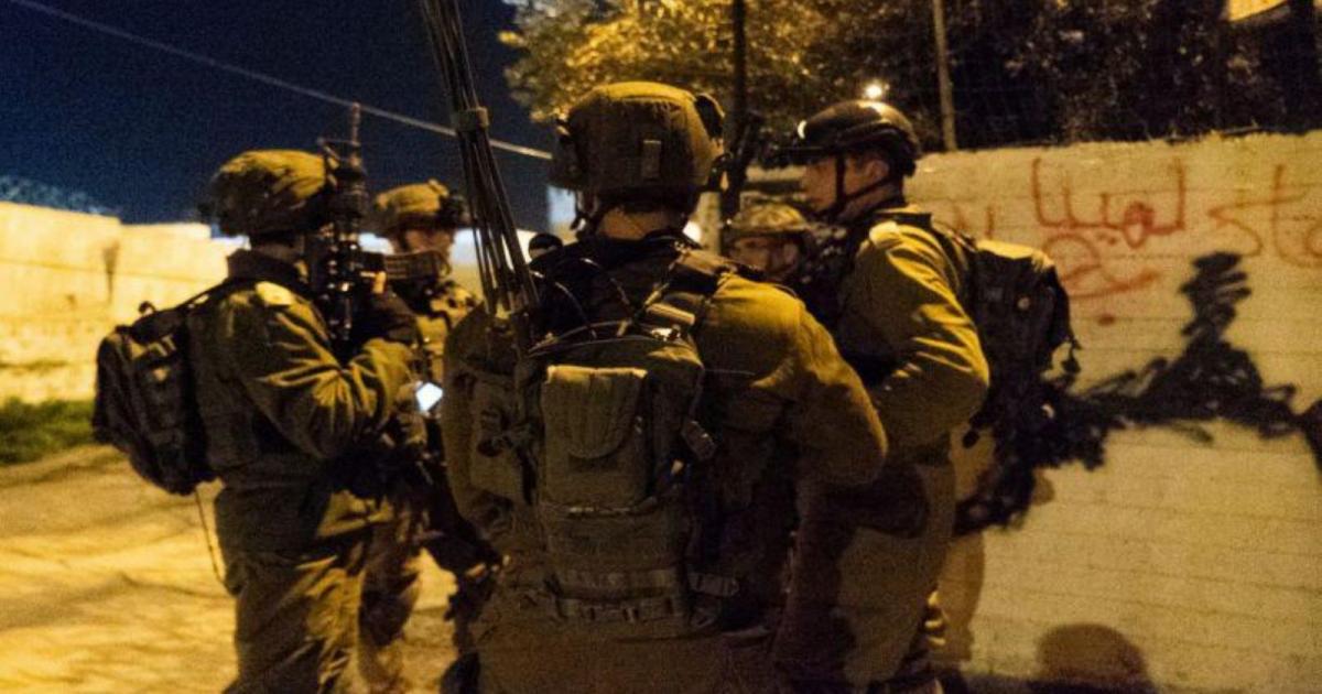 عاجل:: “الشاباك” يعتقل 13 فلسطينيًا من أقارب منفذي عملية الخضيرة