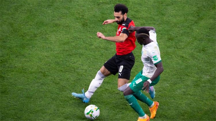 الدوري الإنجليزي ميرور: مباراة مصر والسنغال ستؤثر على مستقبل محمد صلاح وماني مع ليفربول