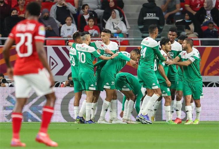 أخبار الأهلي إدارة الرجاء المغربي تحفز اللاعبين قبل مواجهة الأهلي في دوري أبطال إفريقيا