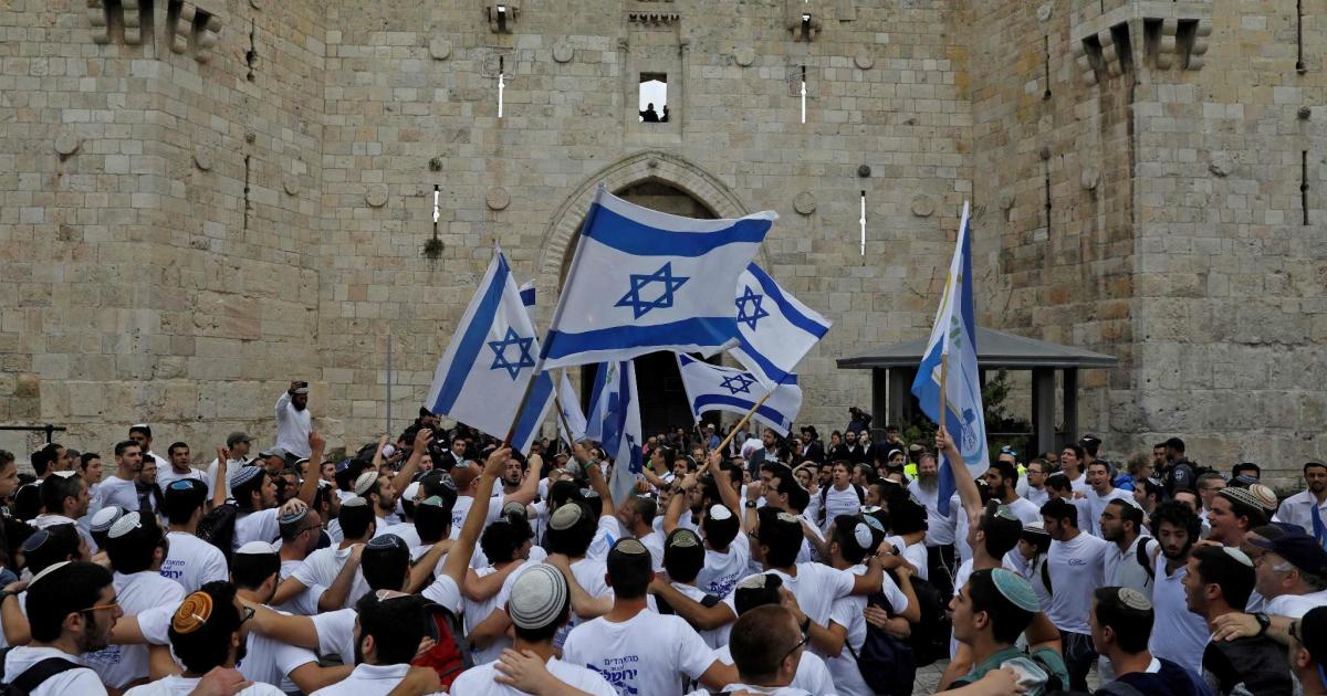 عاجل:: فتح: مسيرة الأعلام في القدس ستؤدي إلى تفجير الأوضاع