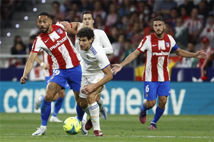 الدوري الاسباني راديو ماركا يوضح مدى صحة هدف فوز أتلتيكو مدريد على ريال مدريد في الديربي
