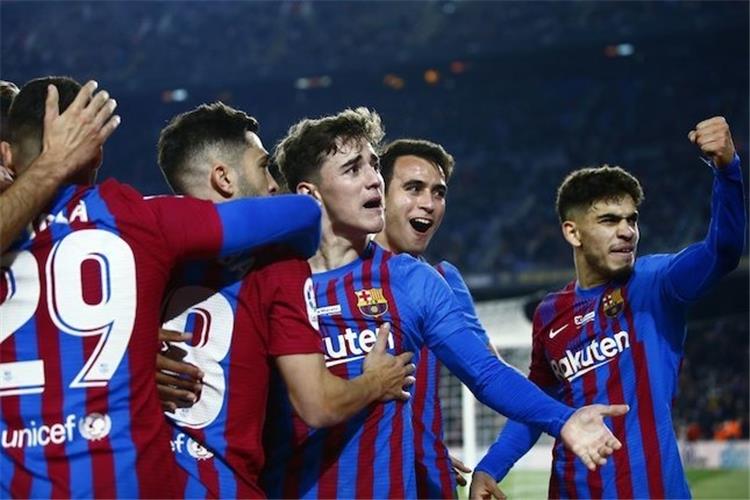 الدوري الاسباني عدا 6 فقط.. برشلونة مستعد لبيع أي لاعب بسبب أزمته الاقتصادية