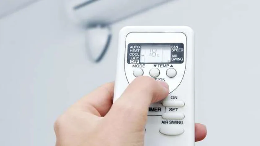 خطوات توفير الكهرباء في المنزل.. منها ضبط التكييف على درجة حرارة 25