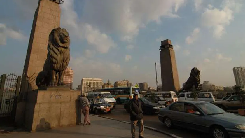 الأرصاد تعلن الحرارة على القاهرة والجيزة الآن.. وتحذيرات من التعرض للشمس