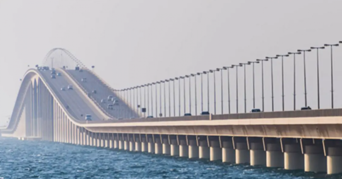 عاجل:: تفاصيل تحديث إجراءات السفر عبر جسر الملك فهد 