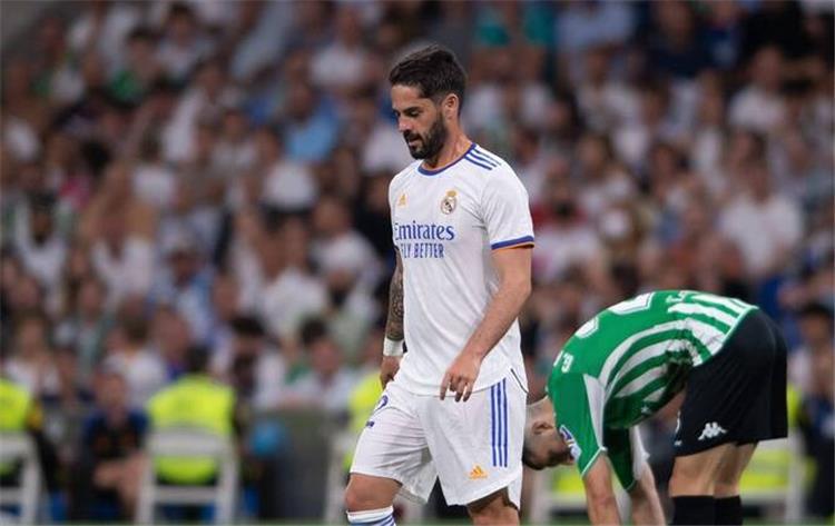 الدوري الاسباني غموض حول الوجهة القادمة لـ إيسكو بعد رحيله عن ريال مدريد