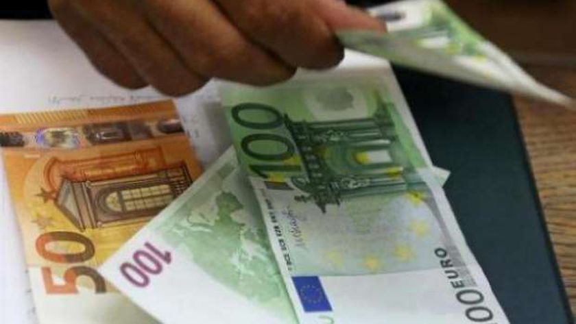 سعر اليورو اليوم الأحد 10-7-2022 في البنوك المصرية