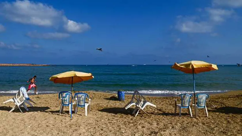 درجات الحرارة اليوم على شواطئ مطروح وإسكندرية.. «لو بتصيف»