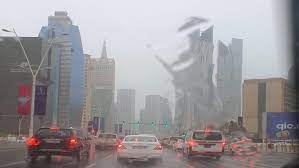 الإمارات.. تابع الآن تطورات فيضانات قطر ودول الخليج وسط موجات الحر في العالم 2022