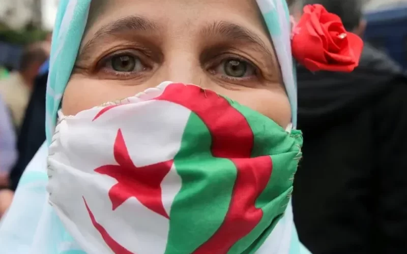 منحة المرأة الماكثة في الجزائر بالشروط الجديدة